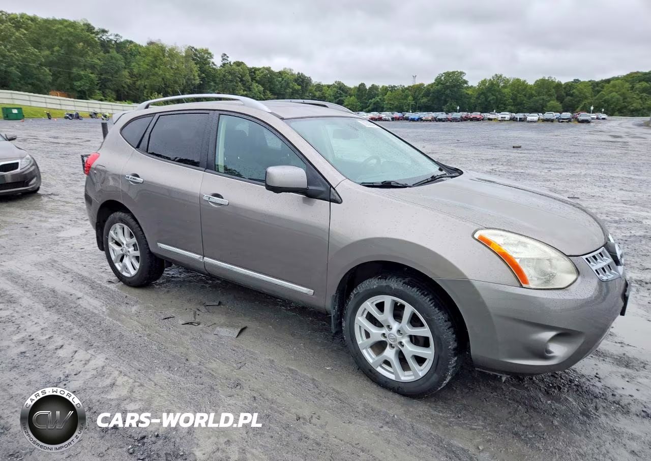 2012 Nissan Rogue S VIN:JN8AS5MV6CW399598 - 4