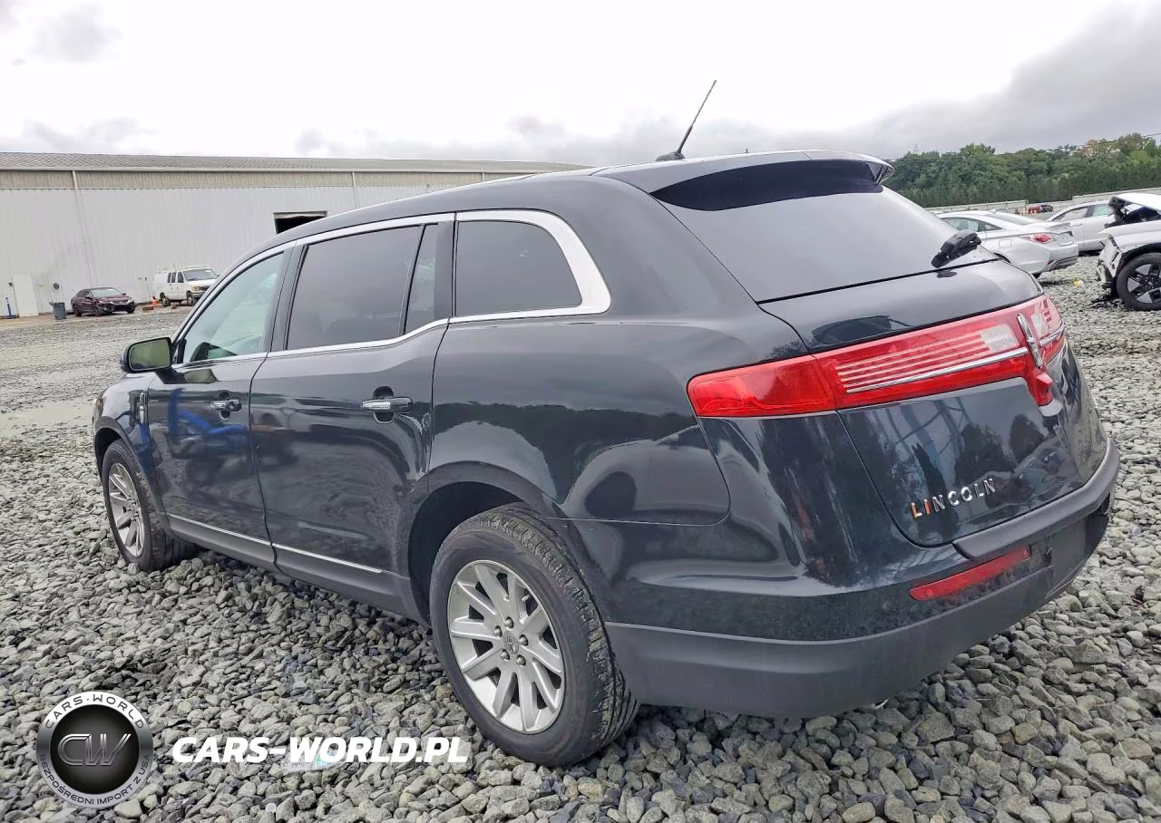 2018 Lincoln Mkt VIN:2LMHJ5NK2JBL00775 - 2