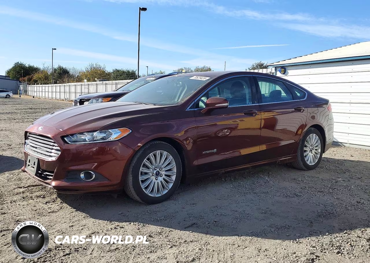 2015 Ford Fusion Se Hybrid – zdjęcie 1 z 12