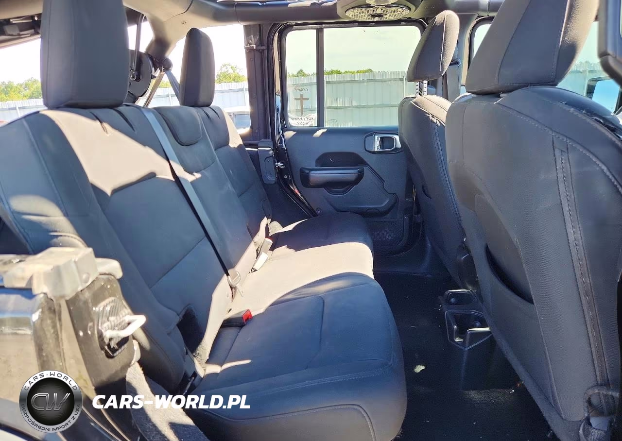 2018 Jeep Wrangler Unlimited Sport VIN:1C4HJXDG7JW109442 - 11
