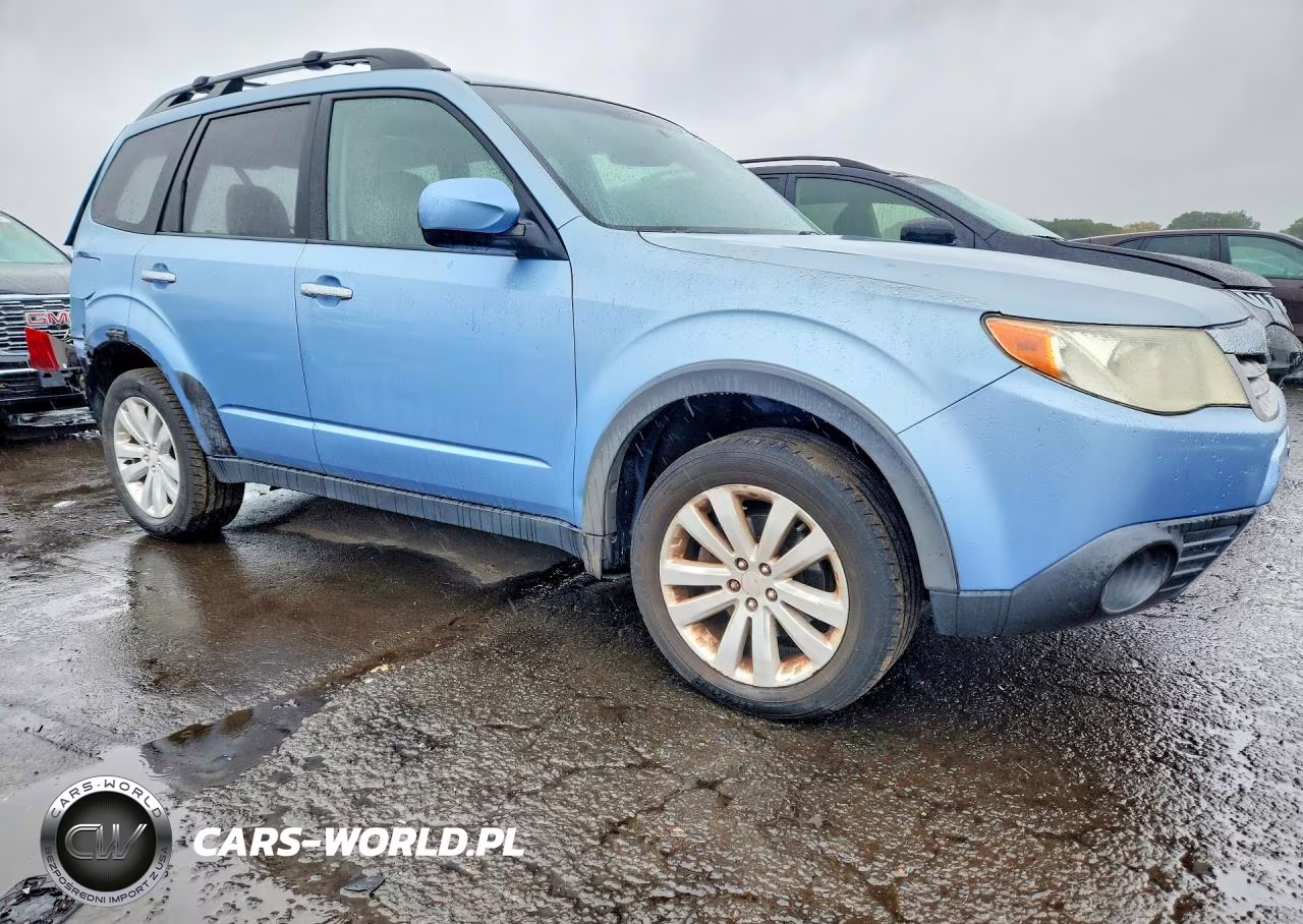 2011 Subaru Forester 2.5X Premium VIN:JF2SHADC9BH762065 - 4