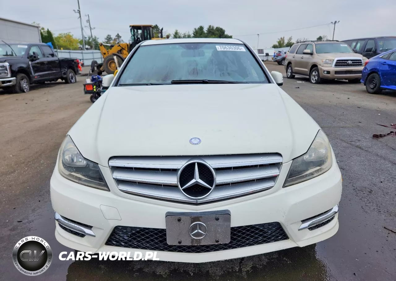 2012 Mercedes-Benz C 300 4Matic VIN:WDDGF8BB4CR211220 - 5
