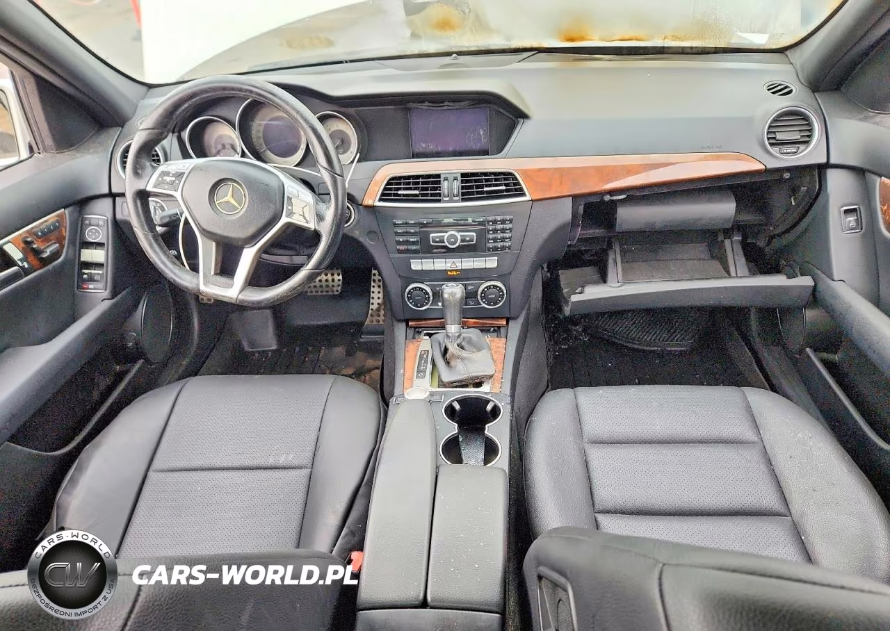 2012 Mercedes-Benz C 300 4Matic VIN:WDDGF8BB4CR211220 - 8