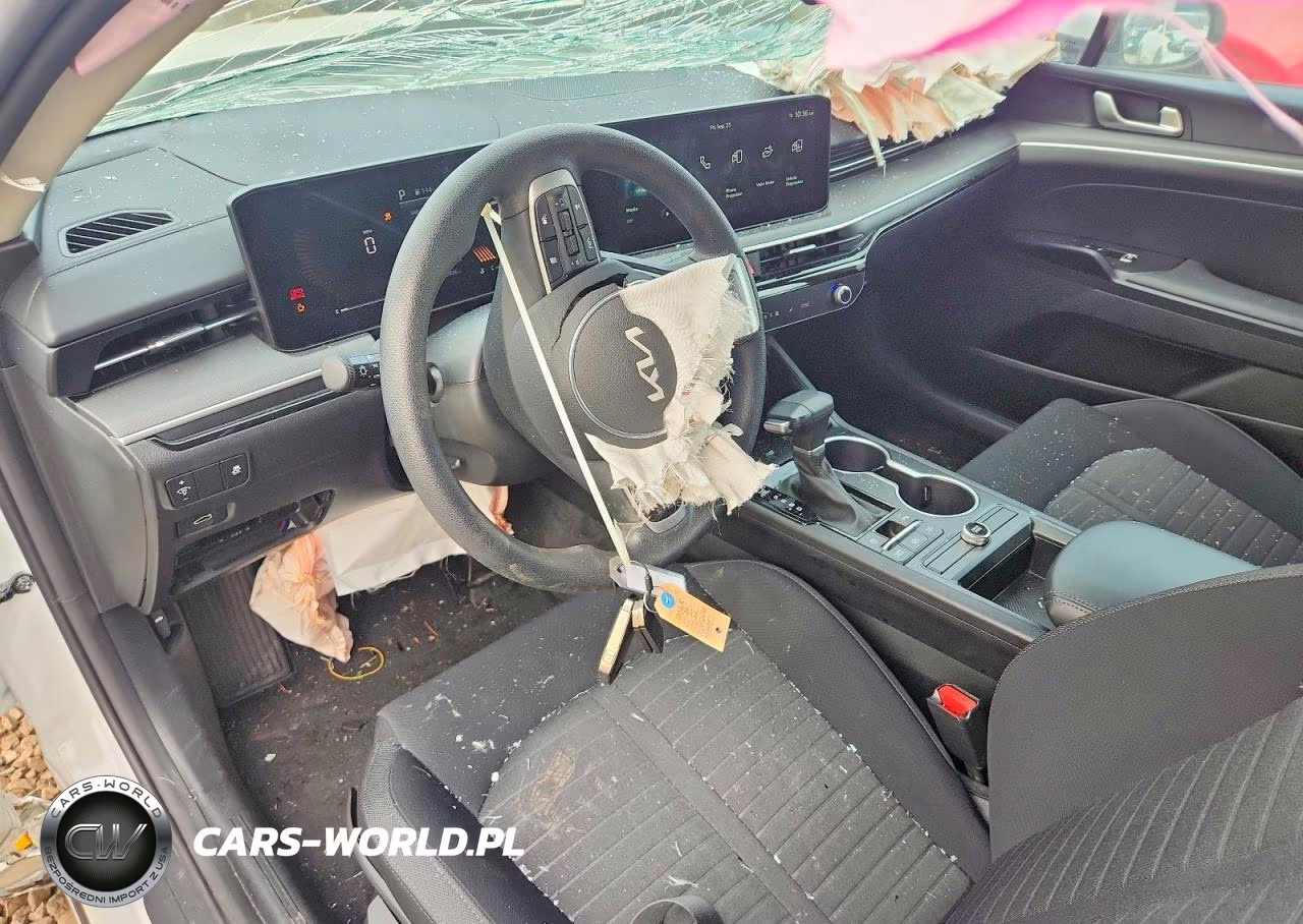 2026 Kia K5 Lxs VIN:KNAG24J79T5459110 - 8