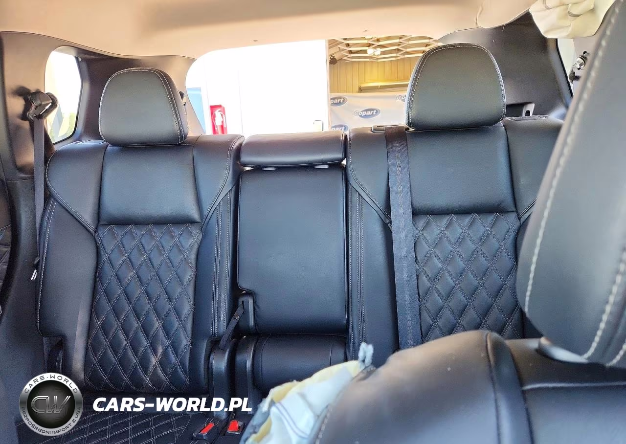 2024 Mitsubishi Outlander Sel VIN:JA4J3WA8XRZ077089 - 10