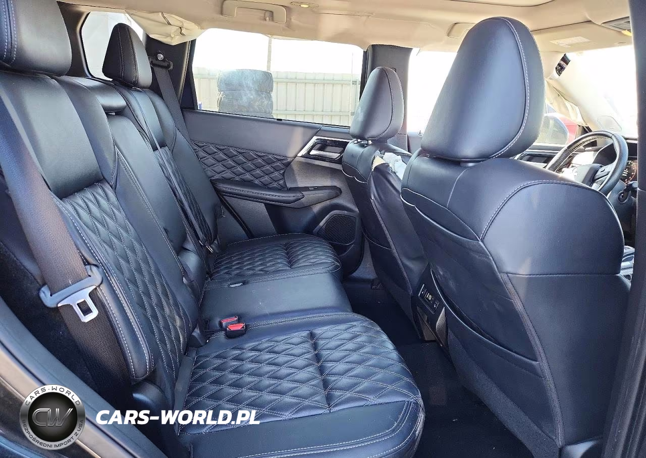 2024 Mitsubishi Outlander Sel VIN:JA4J3WA8XRZ077089 - 11
