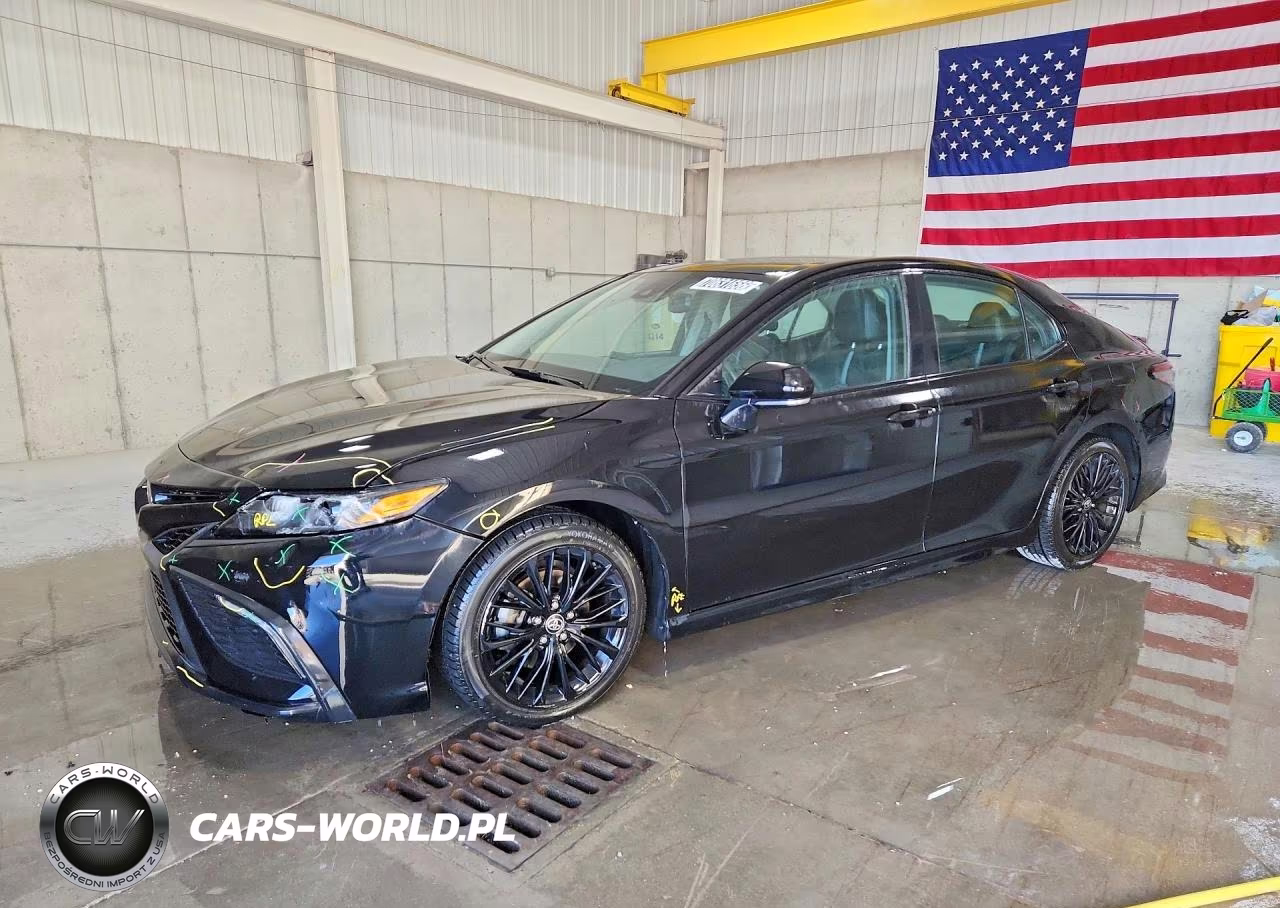 2022 Toyota Camry Se Nightshade