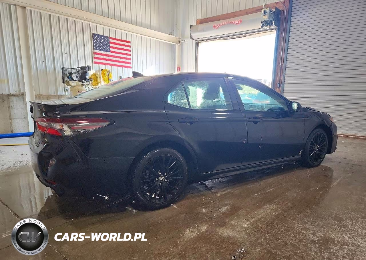 2022 Toyota Camry Se Nightshade VIN:4T1T11AK5NU033443 - 3