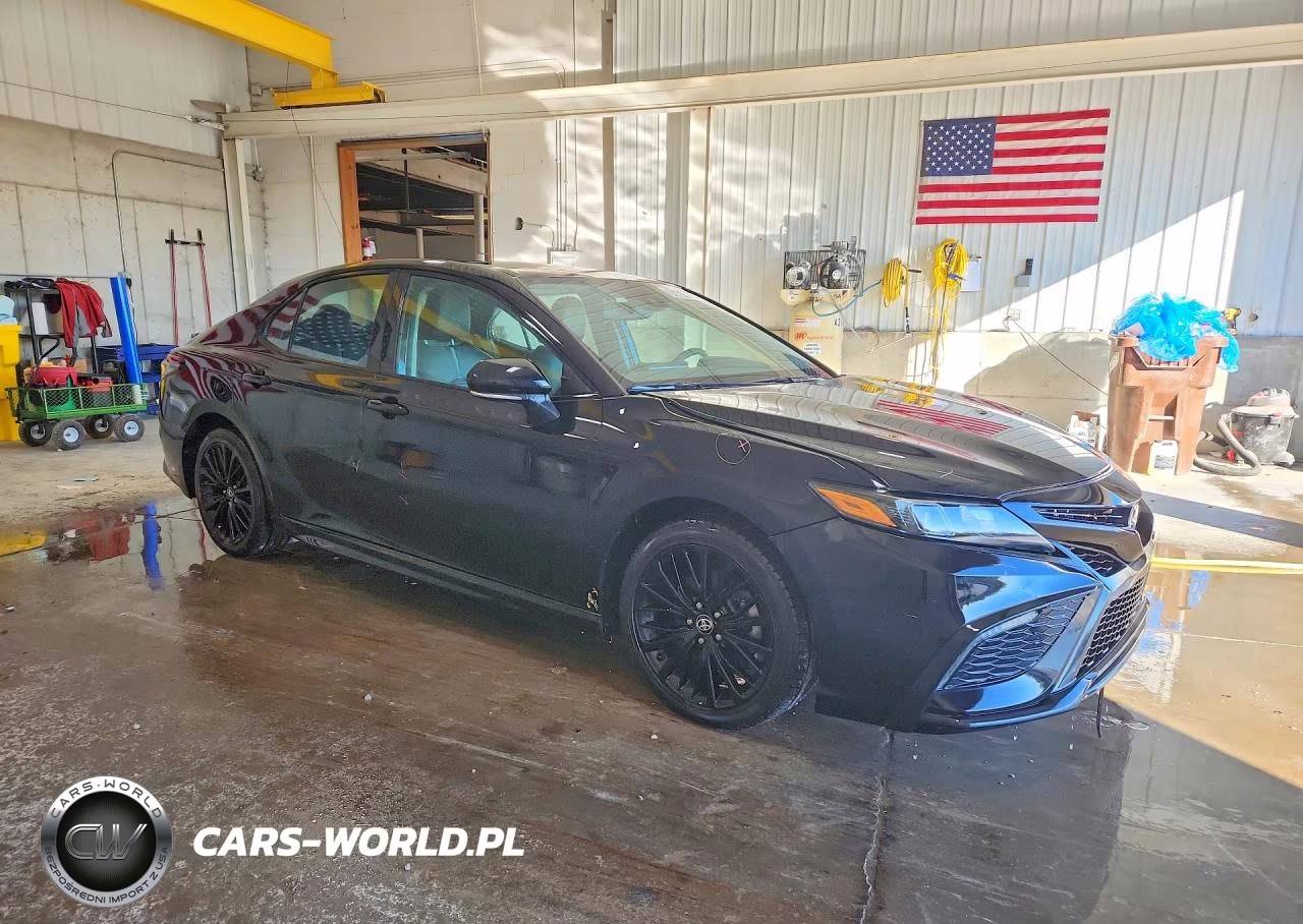 2022 Toyota Camry Se Nightshade VIN:4T1T11AK5NU033443 - 4