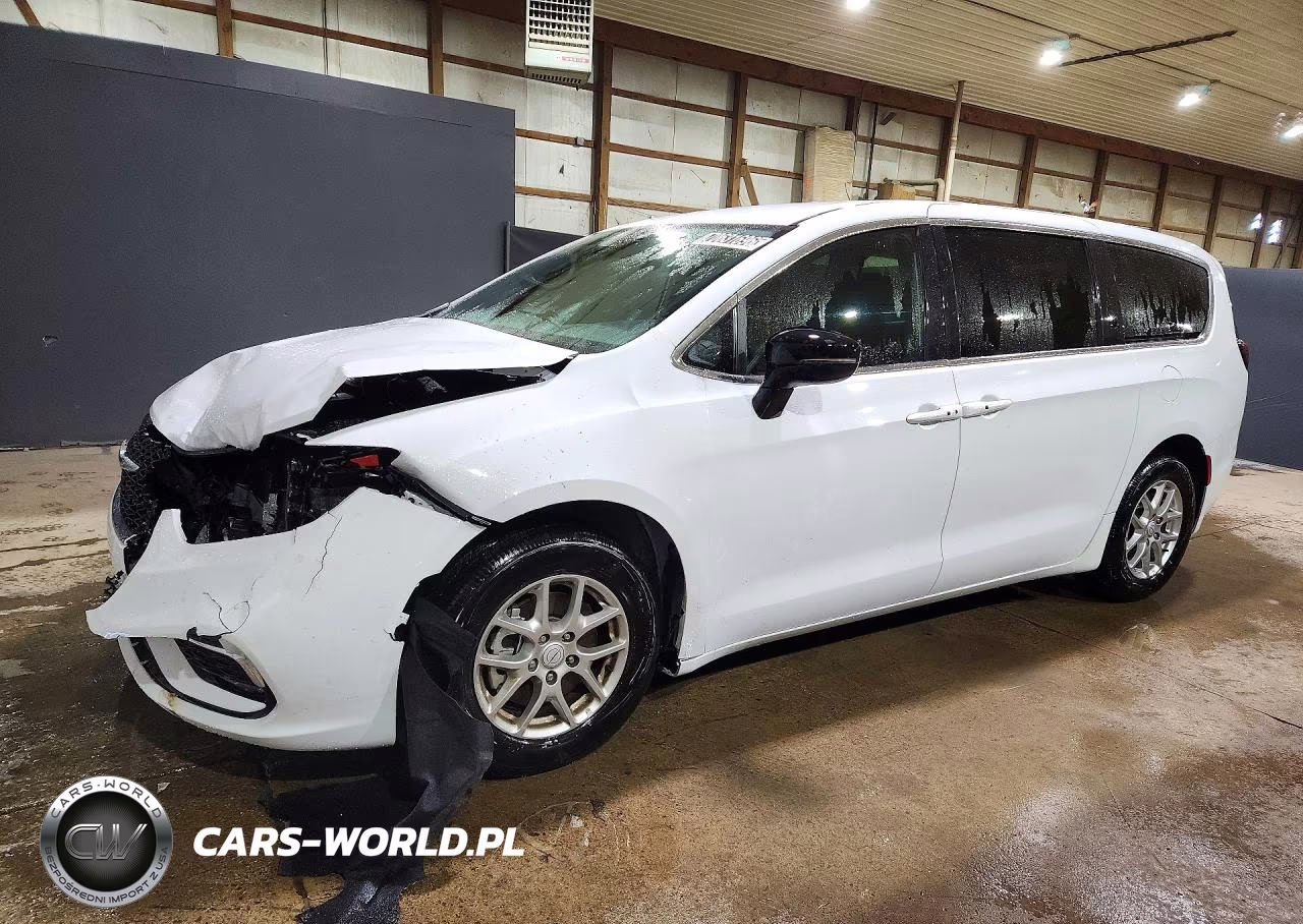 2026 Chrysler Pacifica Select VIN:2C4RC1BG6TR260606 - 1
