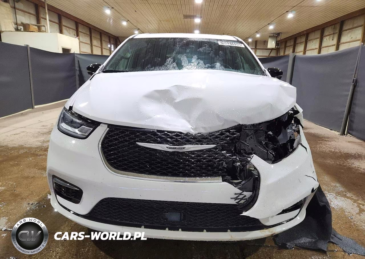 2026 Chrysler Pacifica Select VIN:2C4RC1BG6TR260606 - 5
