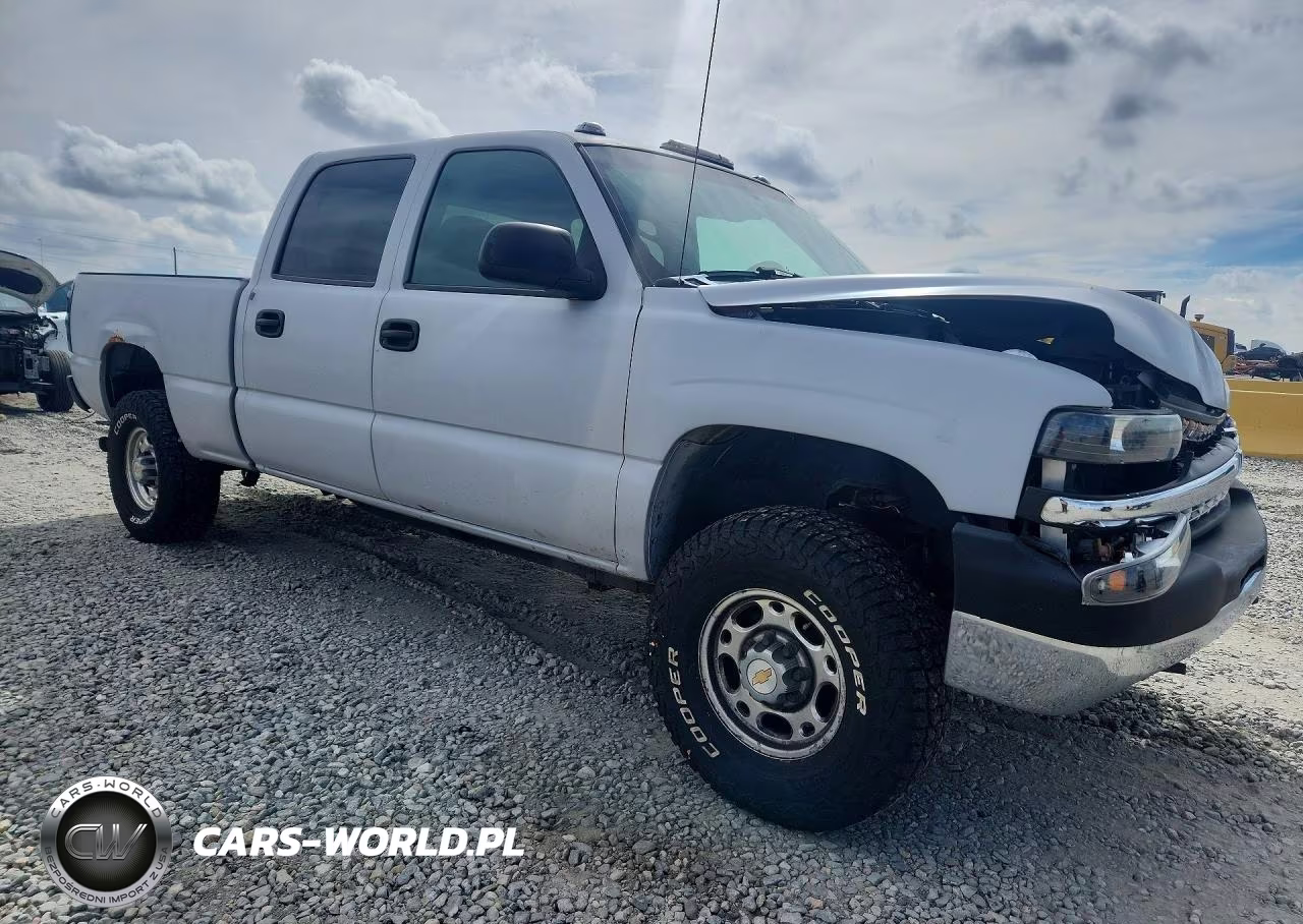 2002 Chevrolet Silverado K2500 Heavy Duty VIN:1GCHK23G82F130996 - 4