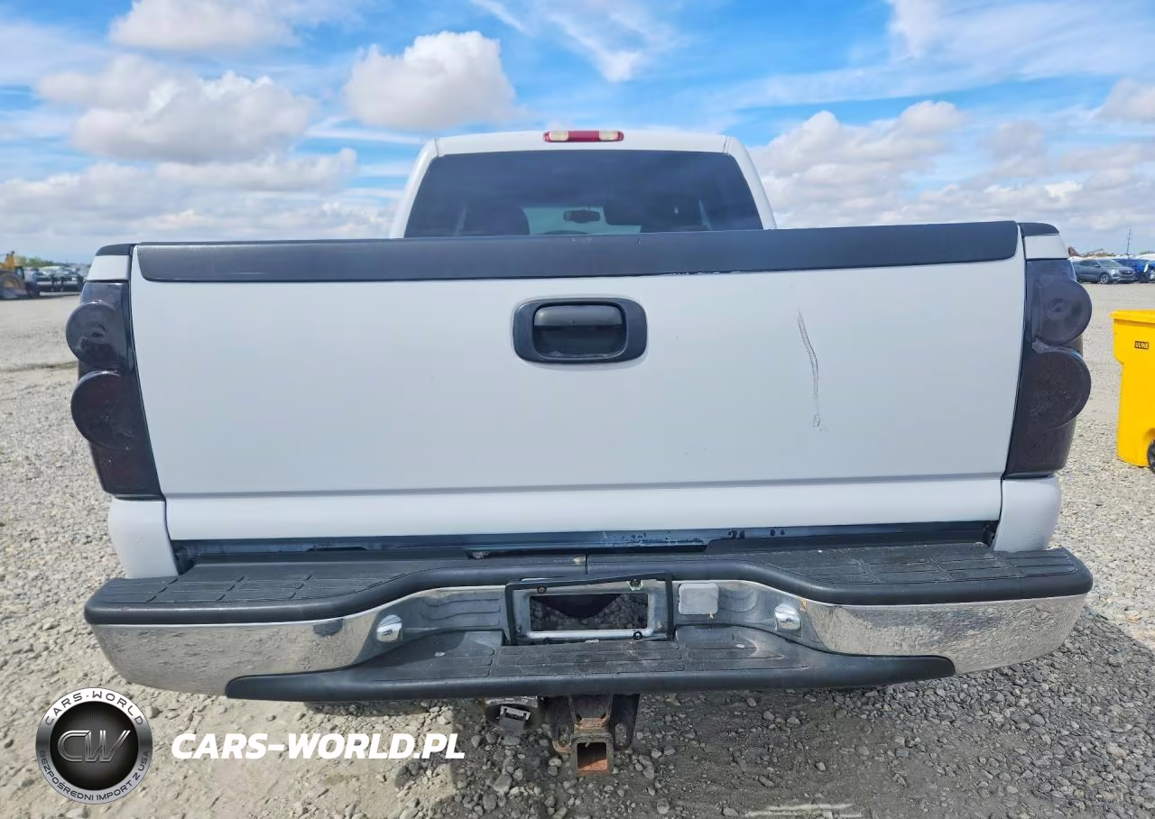 2002 Chevrolet Silverado K2500 Heavy Duty VIN:1GCHK23G82F130996 - 6