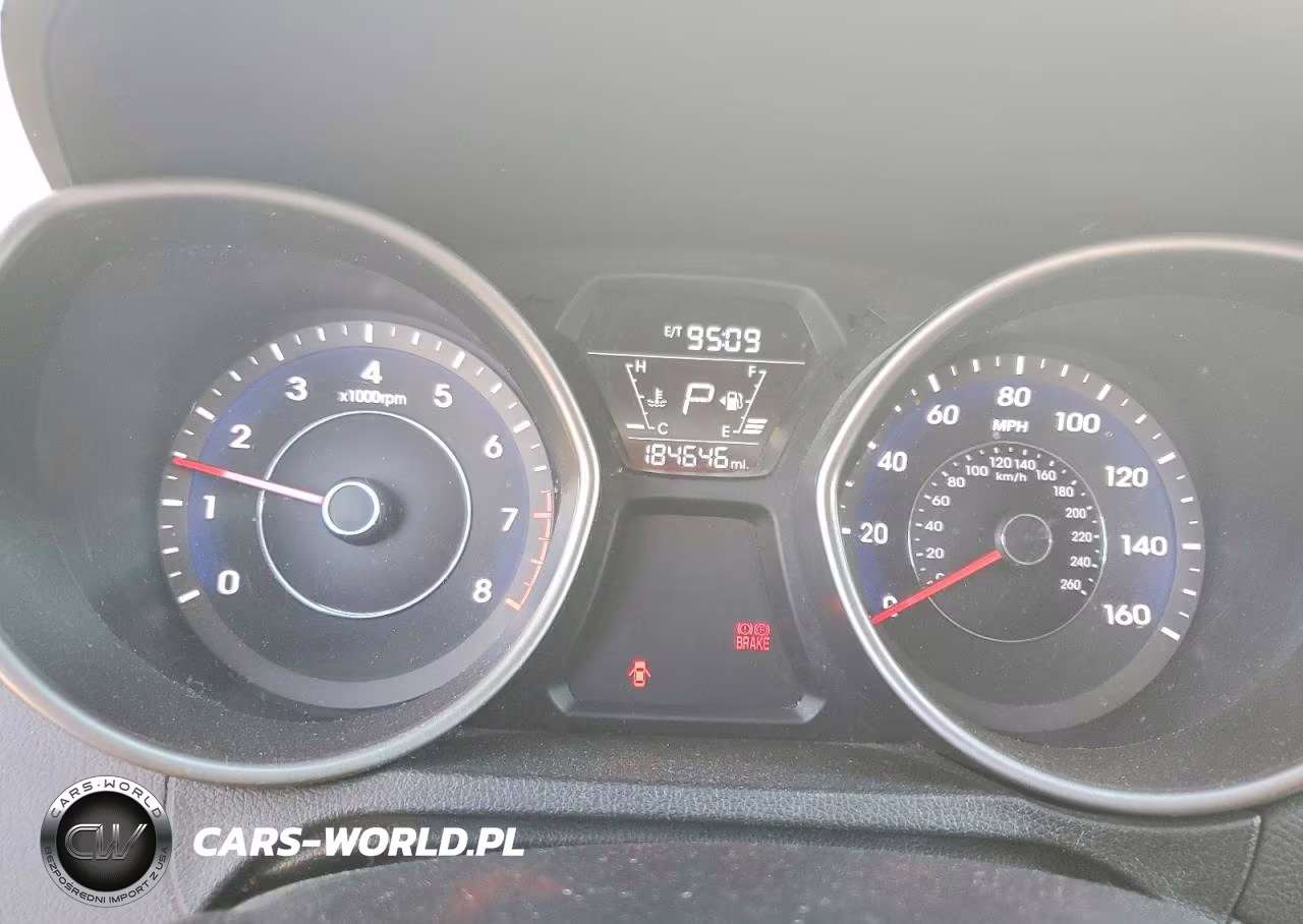 2016 Hyundai Elantra Value Edition VIN:5NPDH4AEXGH732497 - 9