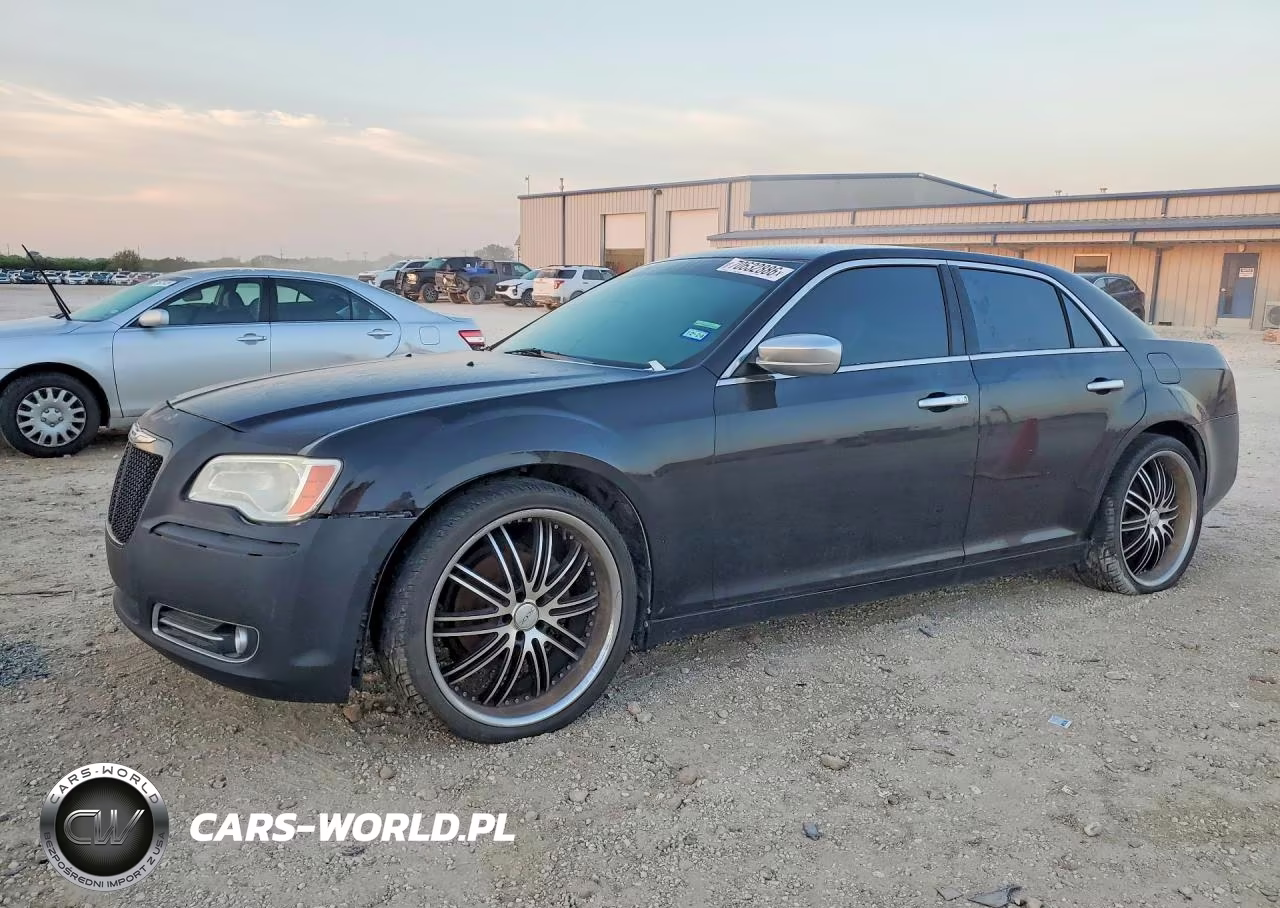 2014 Chrysler 300C Varvatos – zdjęcie 1 z 12