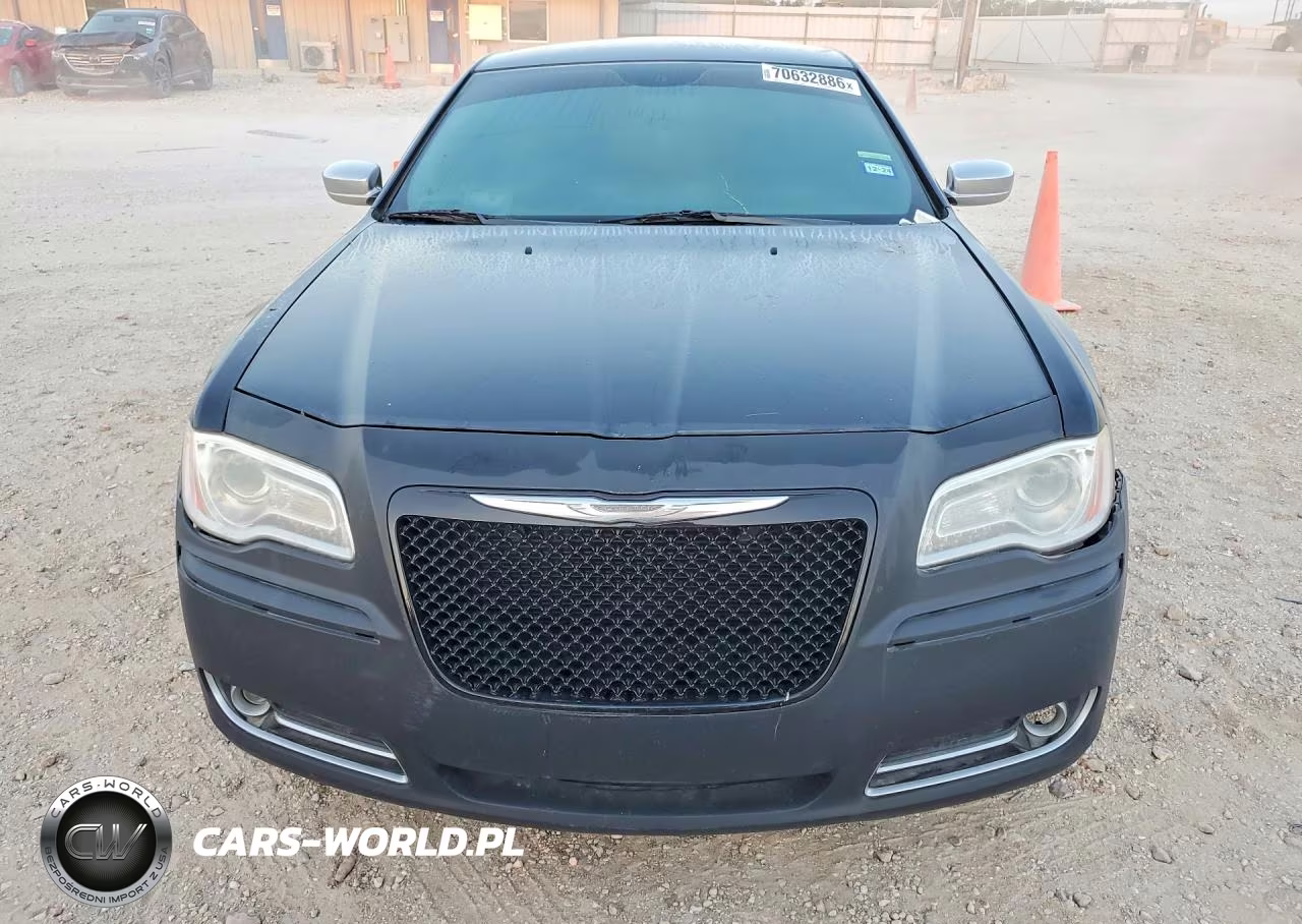 2014 Chrysler 300C Varvatos VIN:2C3CCADG2EH186259 - 5