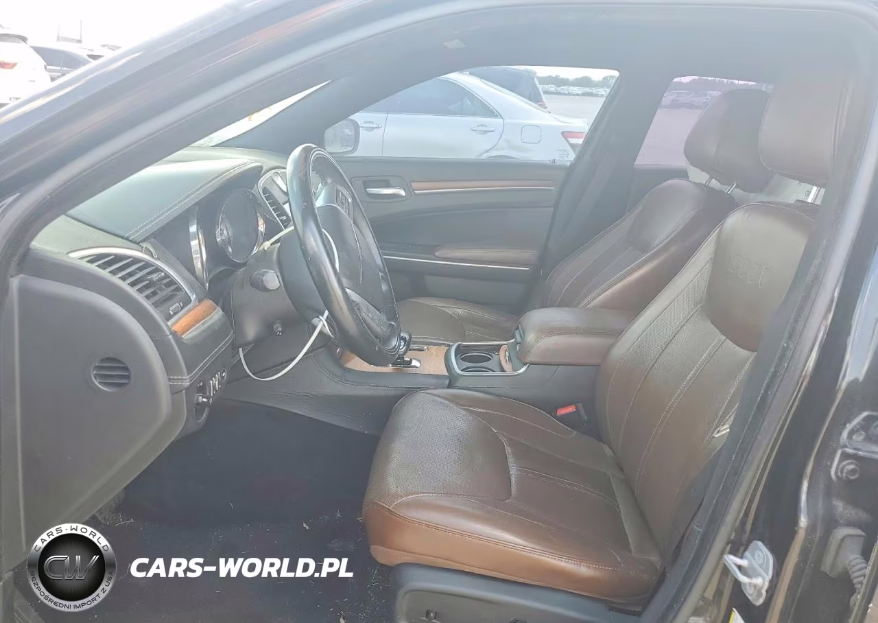 2014 Chrysler 300C Varvatos VIN:2C3CCADG2EH186259 - 7
