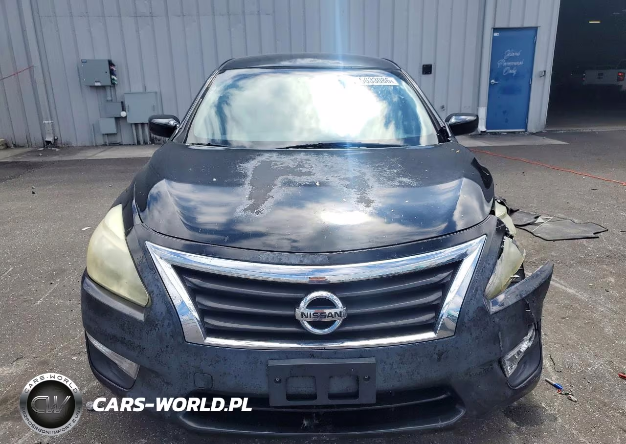 2014 Nissan Altima 2.5 S VIN:1N4AL3AP4EC284723 - 5