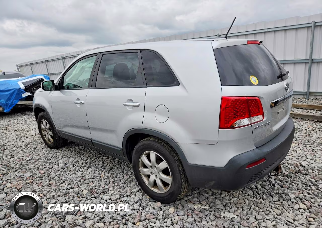2011 Kia Sorento Base VIN:5XYKTCA18BG014198 - 2