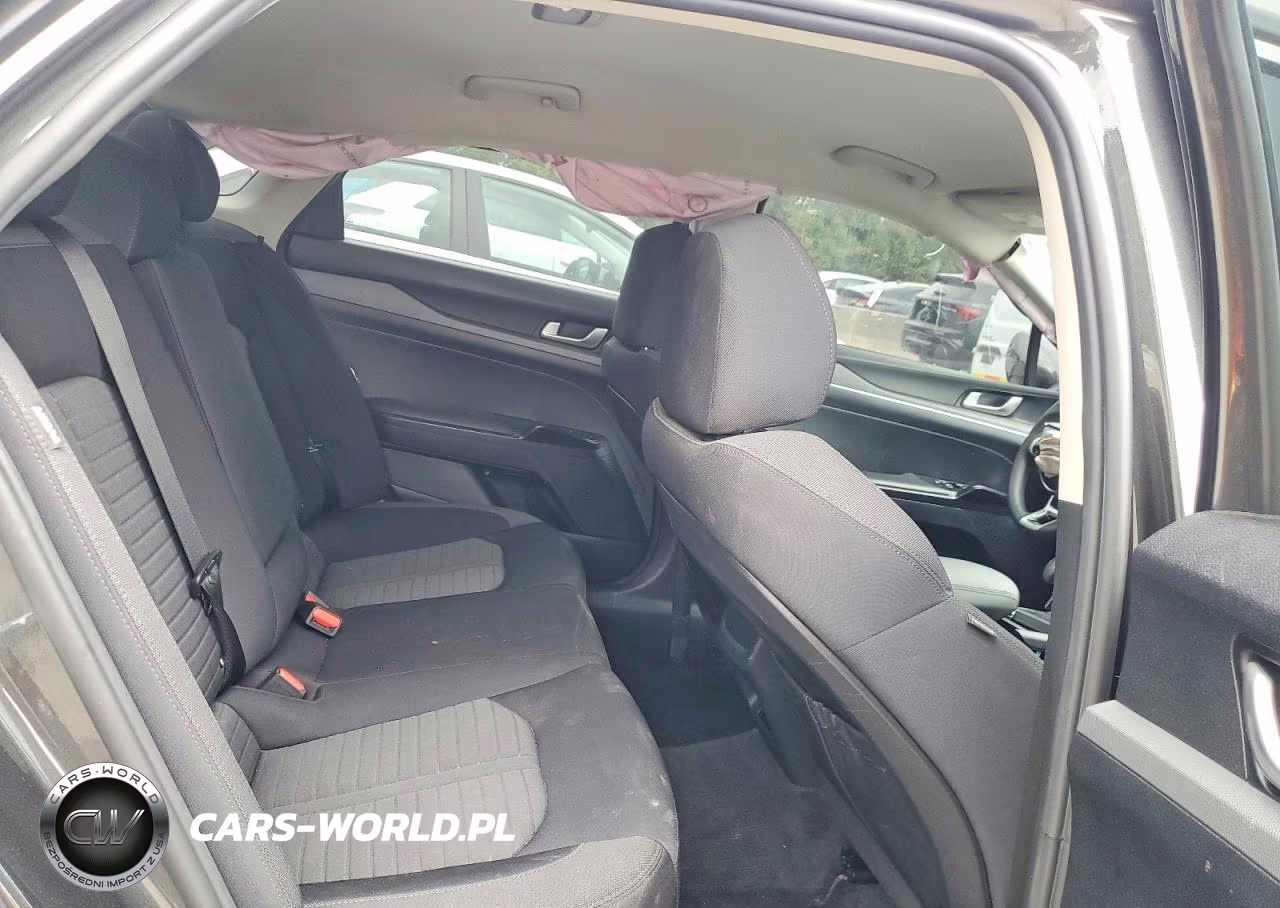 2026 Kia K5 Lxs VIN:KNAG24J76T5451370 - 10