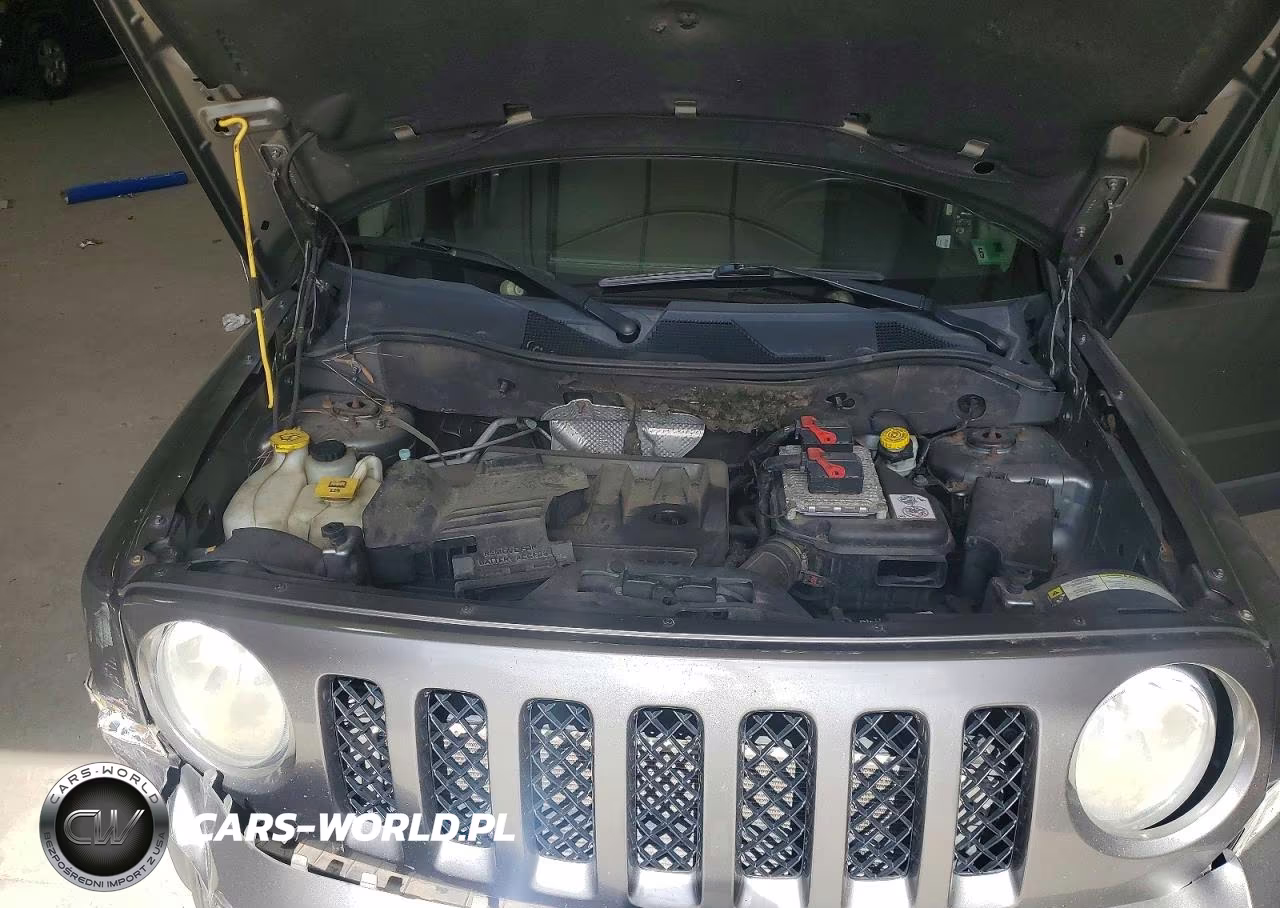 2012 Jeep Patriot Latitude VIN:1C4NJRFB7CD689368 - 11