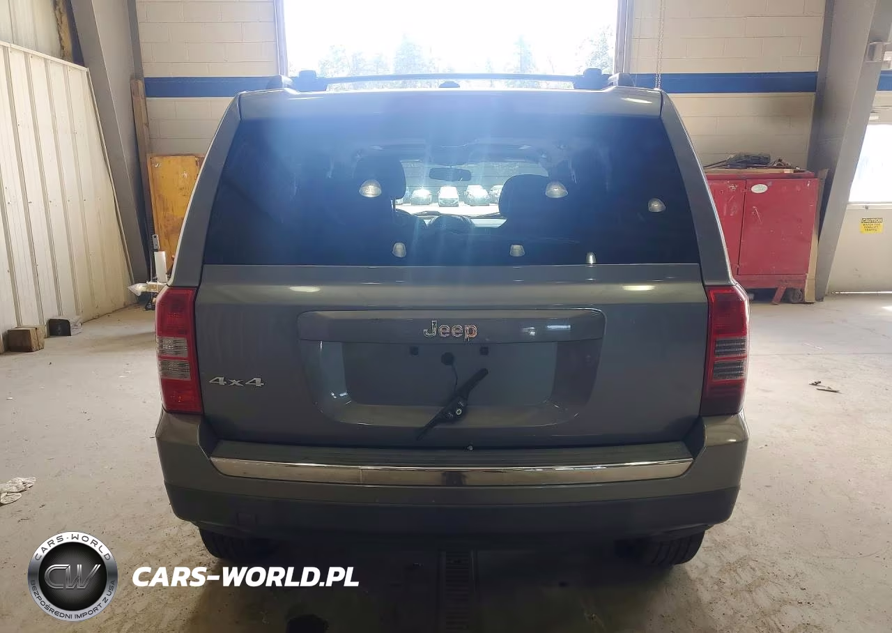 2012 Jeep Patriot Latitude VIN:1C4NJRFB7CD689368 - 6