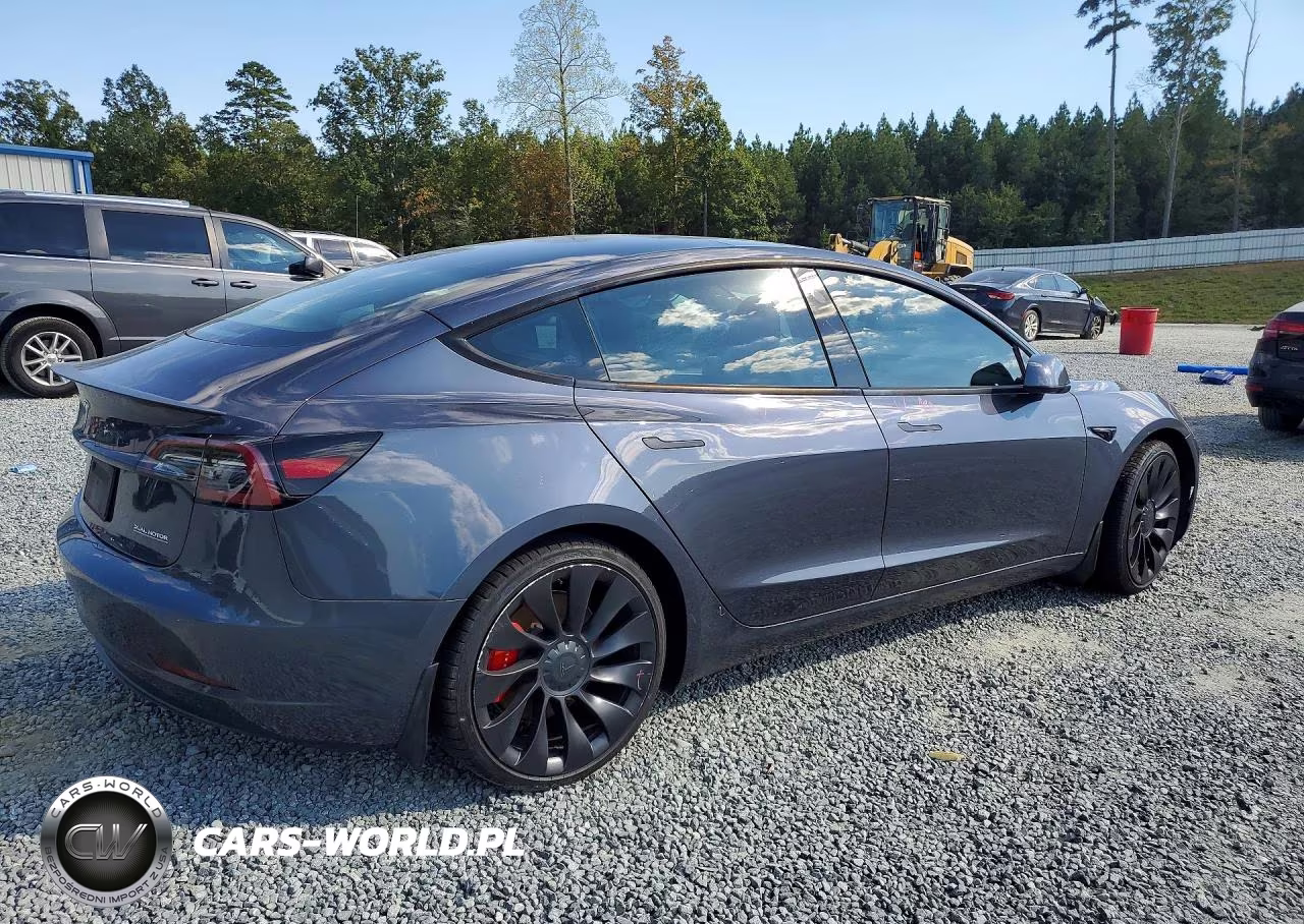 2023 Tesla Model 3 VIN:5YJ3E1EC0PF587965 - 3