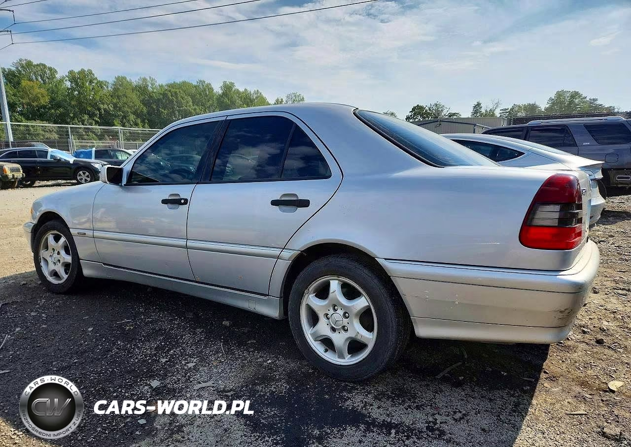 1999 Mercedes-Benz C 230 VIN:WDBHA24G2XA756323 - 2