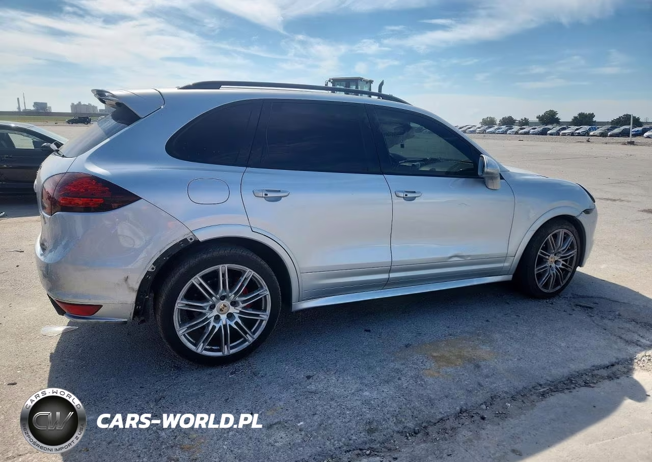 2013 PORSCHE CAYENNE GTS VIN:WP1AD2A23DLA79333 - 3