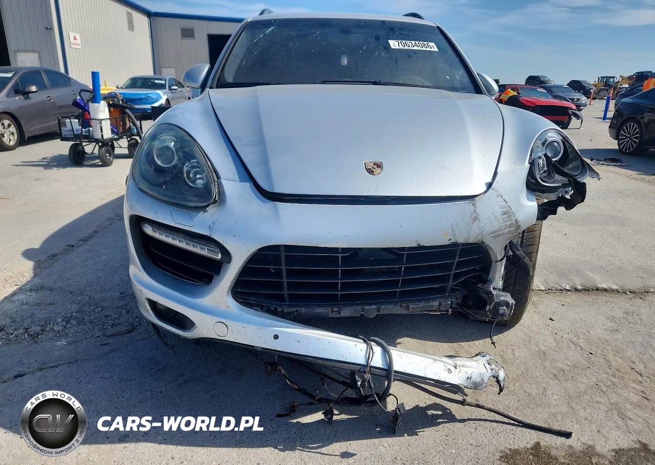 2013 PORSCHE CAYENNE GTS VIN:WP1AD2A23DLA79333 - 5