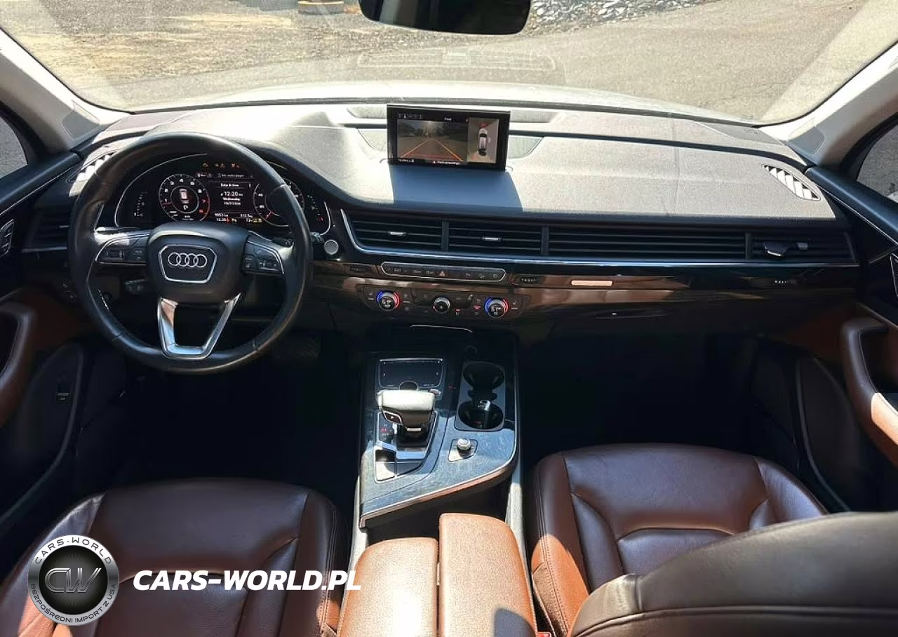 2019 Audi Q7 VIN:WA1LAAF75KD042321 - 9