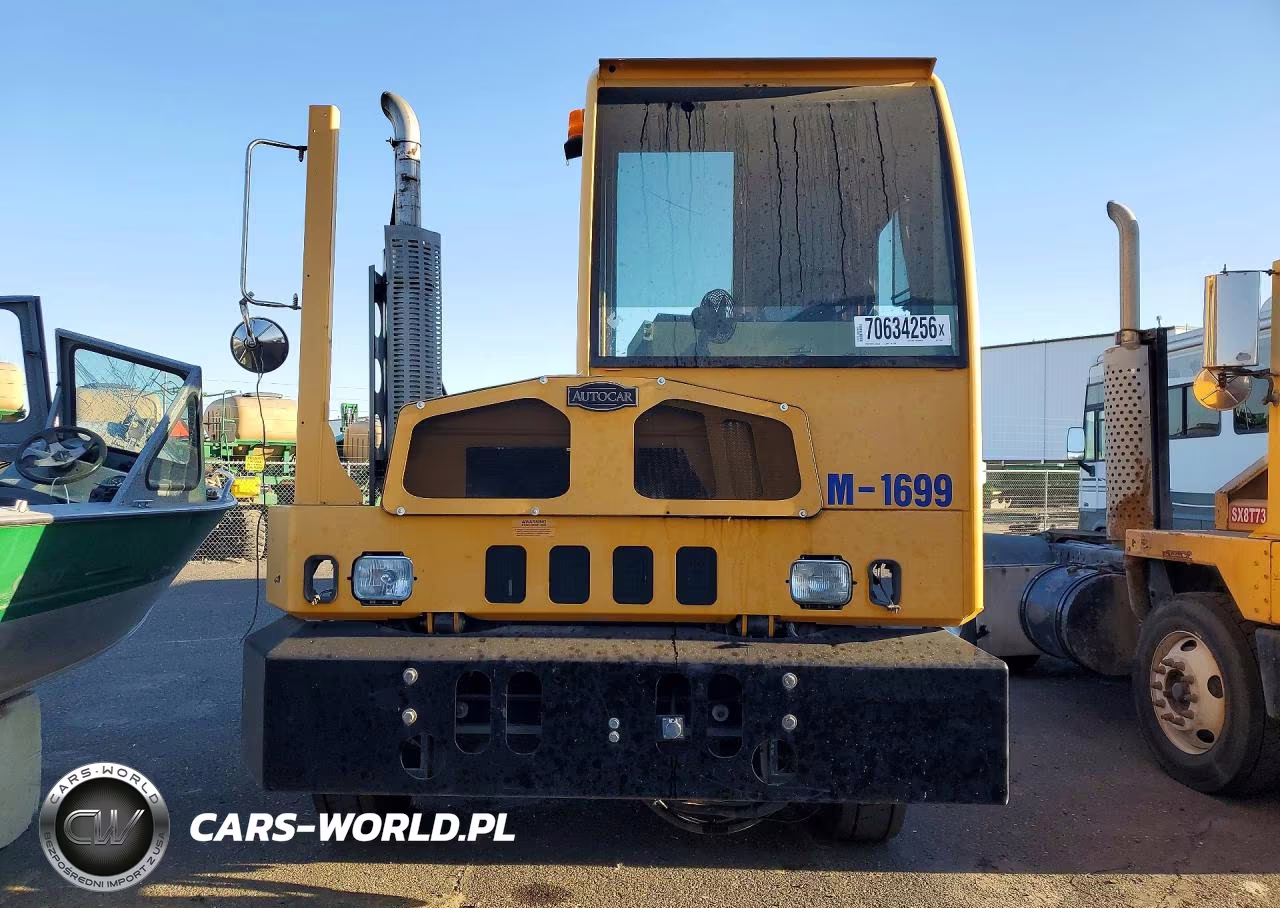 2016 Autocar Xspotter Yard Truck VIN:516G4G414GH220861 - 5