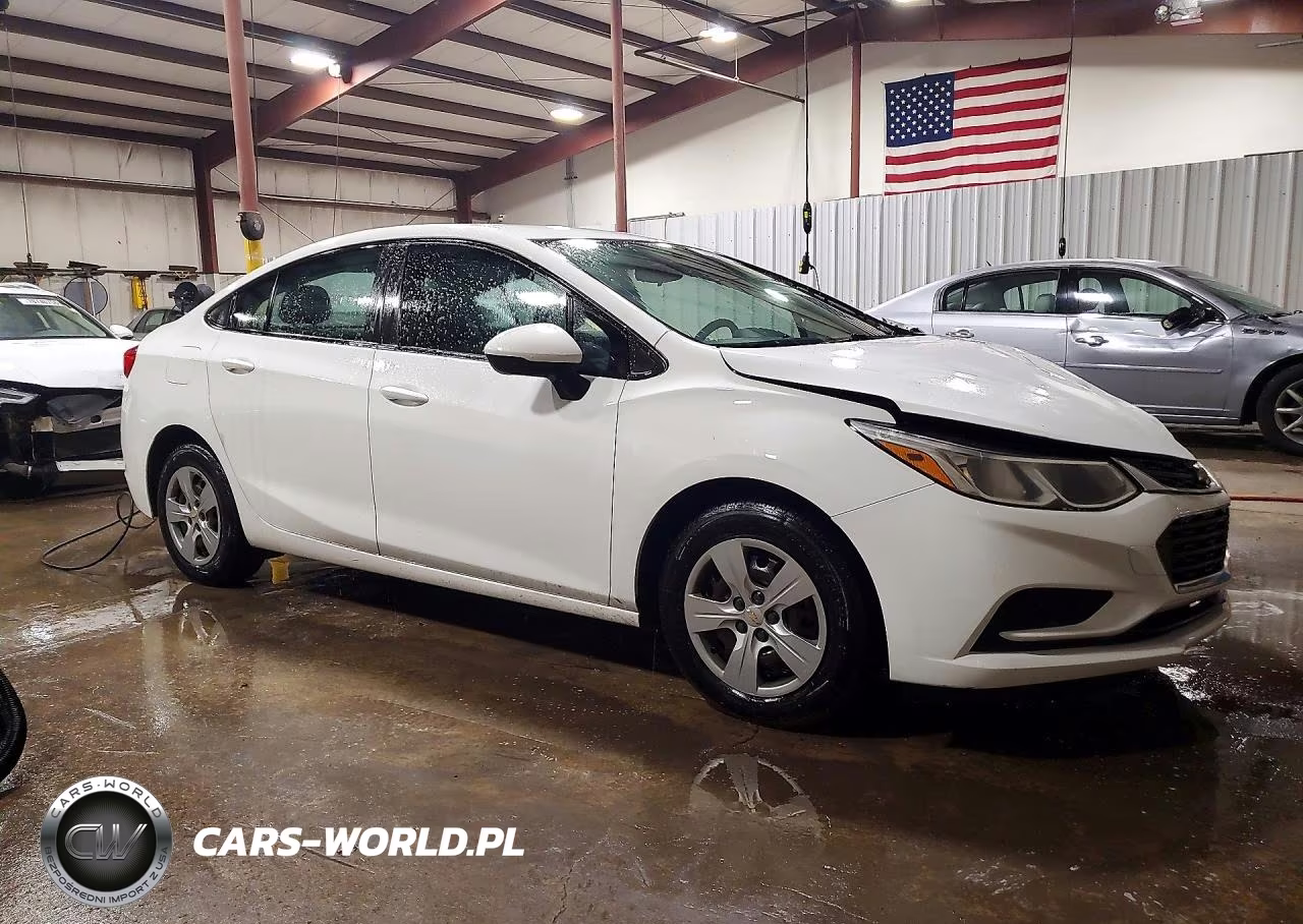 2018 Chevrolet Cruze Ls VIN:1G1BB5SMXJ7129896 - 4