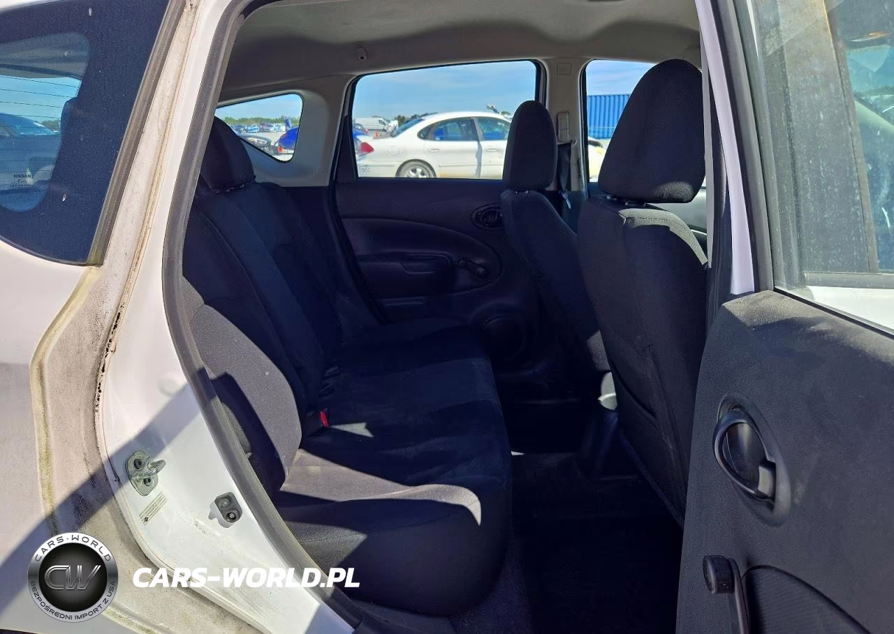 2018 Nissan Versa Note S VIN:3N1CE2CP5JL369849 - 10
