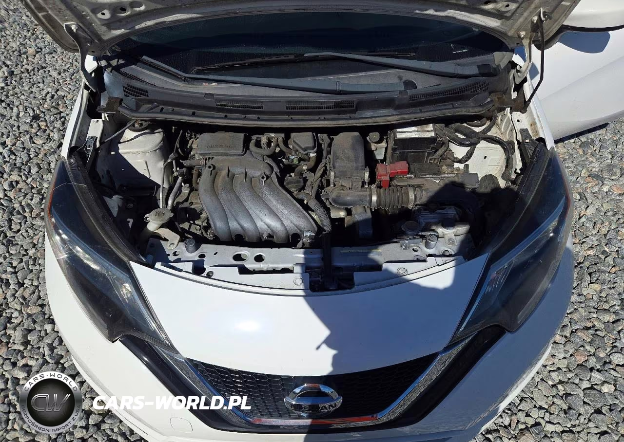 2018 Nissan Versa Note S VIN:3N1CE2CP5JL369849 - 11