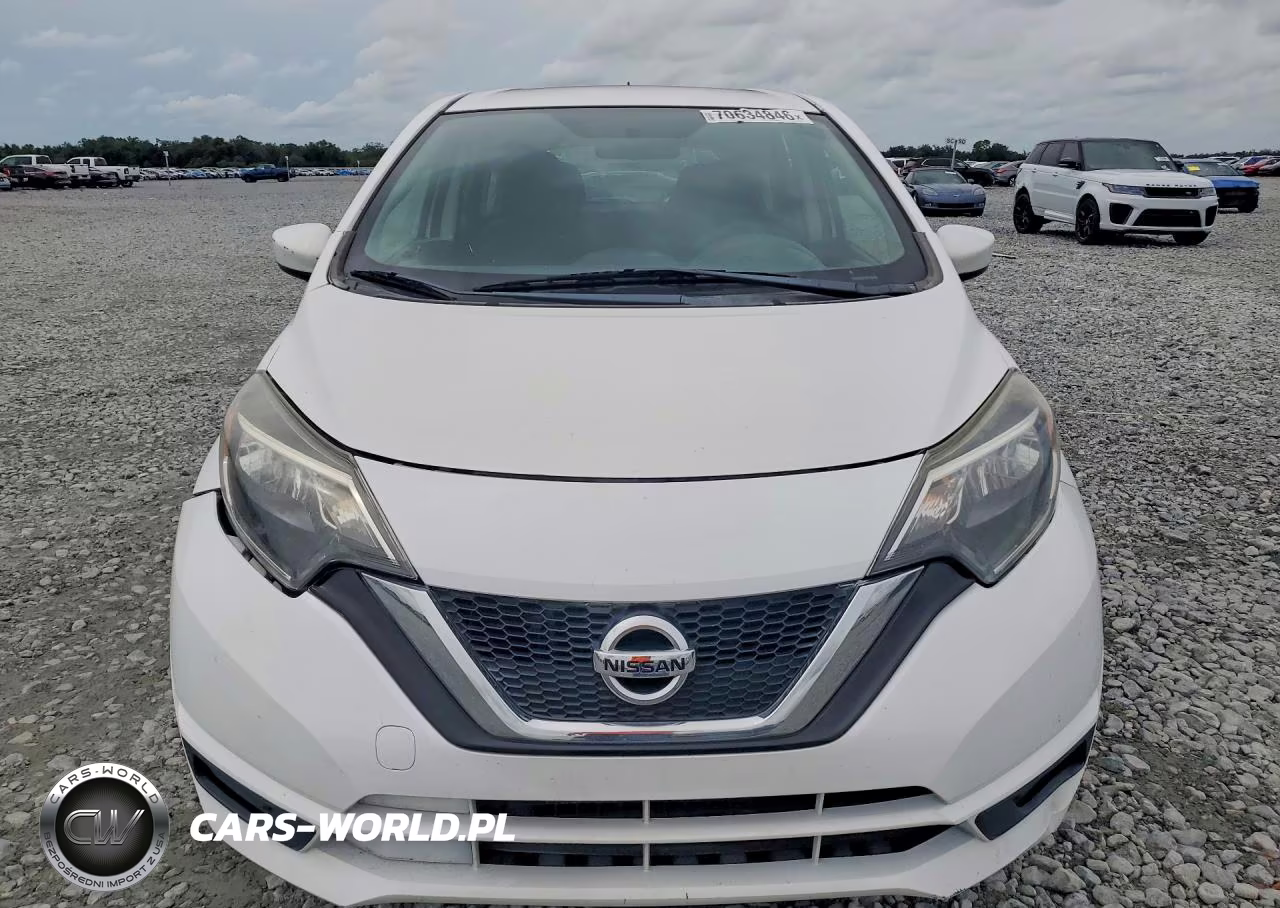 2018 Nissan Versa Note S VIN:3N1CE2CP5JL369849 - 5