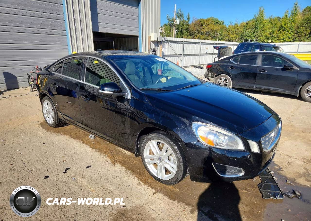 2013 Volvo S60 T5 VIN:YV1612FS8D2200009 - 4