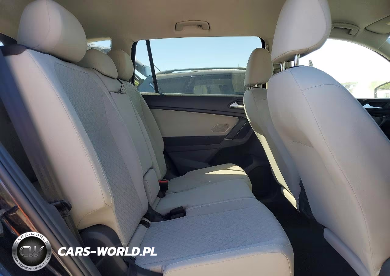 2020 Volkswagen Tiguan S VIN:3VV1B7AX5LM027927 - 11