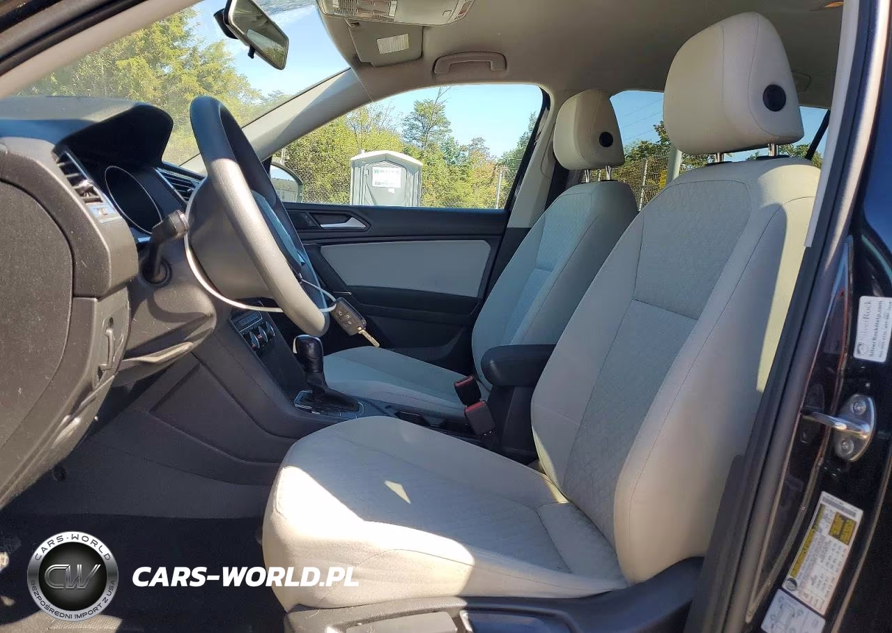 2020 Volkswagen Tiguan S VIN:3VV1B7AX5LM027927 - 7