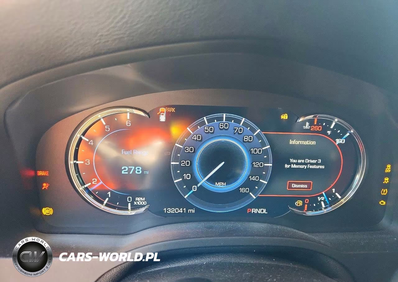 2018 Cadillac Escalade Luxury VIN:1GYS4BKJ8JR259826 - 9