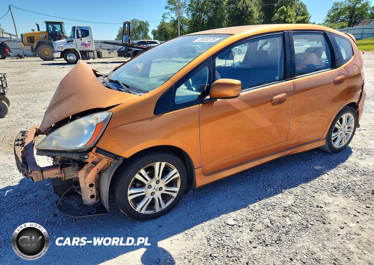 2010 Honda Fit Sport VIN:JHMGE8H45AS027351 - 1