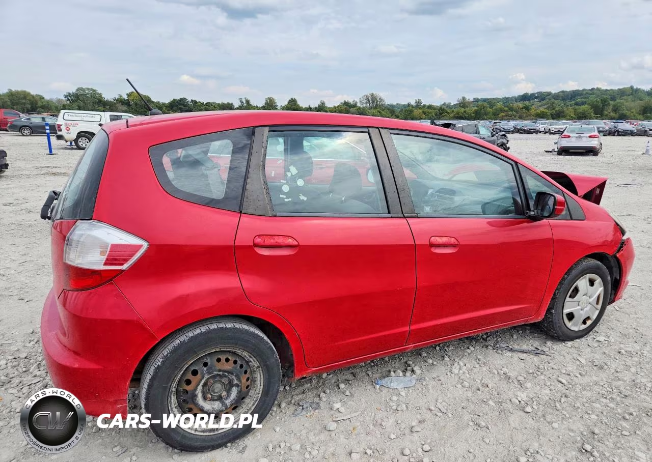 2012 Honda Fit VIN:JHMGE8G30CC021852 - 3