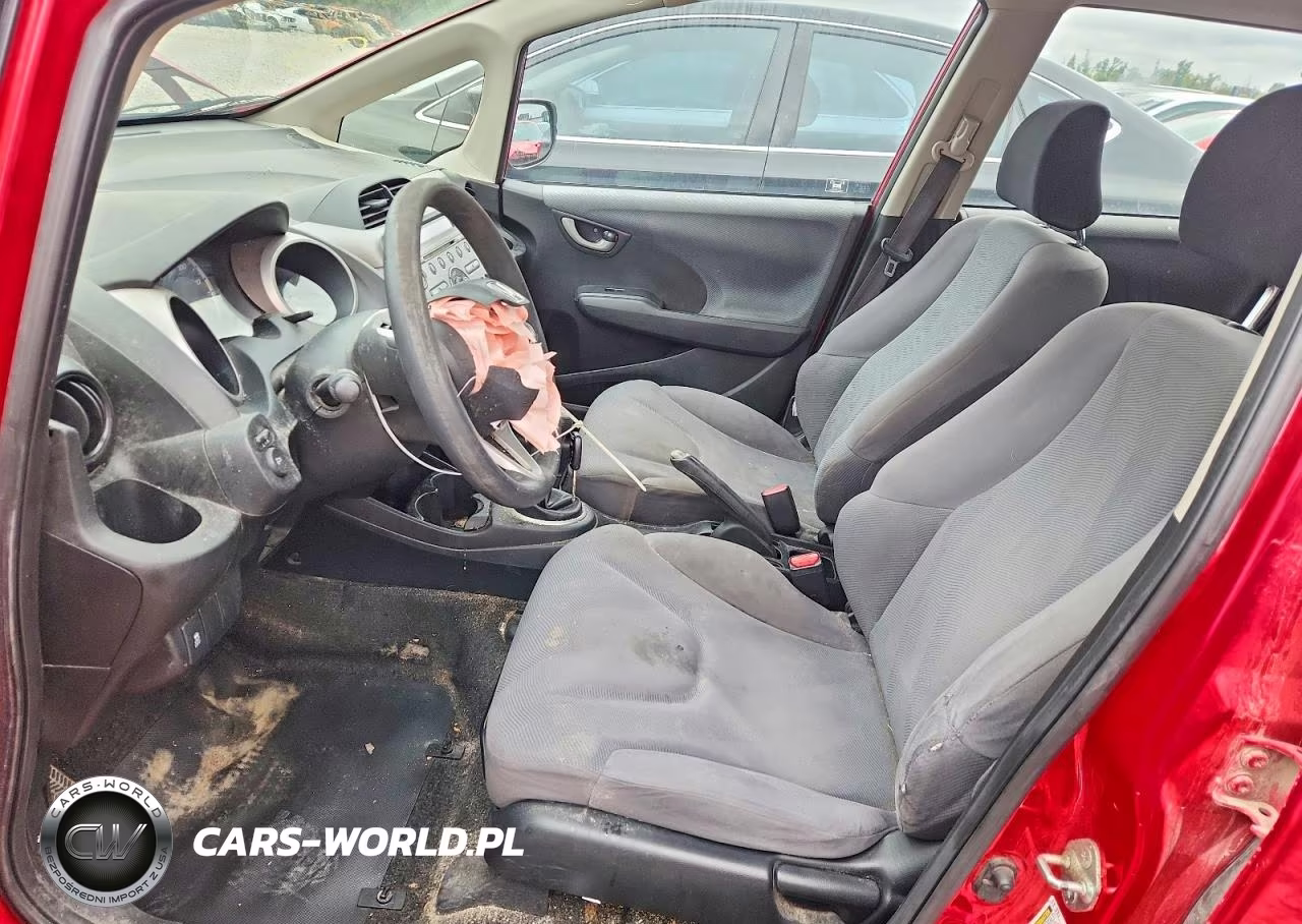 2012 Honda Fit VIN:JHMGE8G30CC021852 - 7