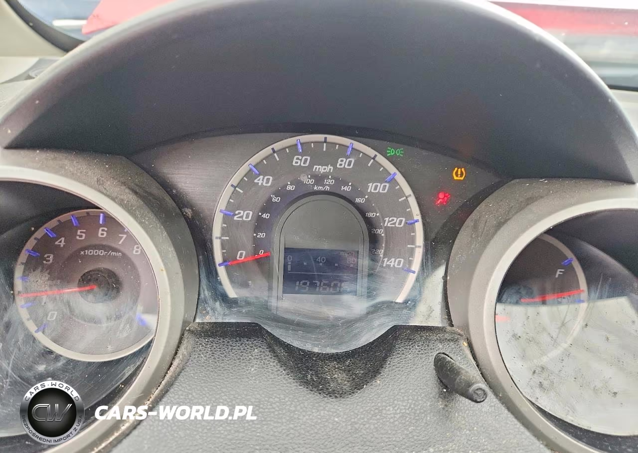 2012 Honda Fit VIN:JHMGE8G30CC021852 - 9