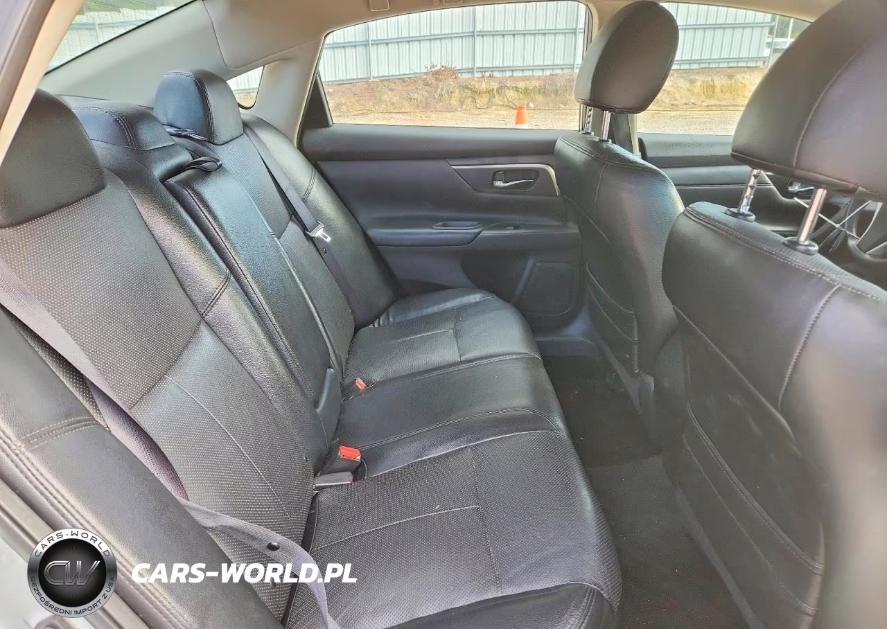 2015 Nissan Altima 2.5 S VIN:1N4AL3AP7FN402107 - 10