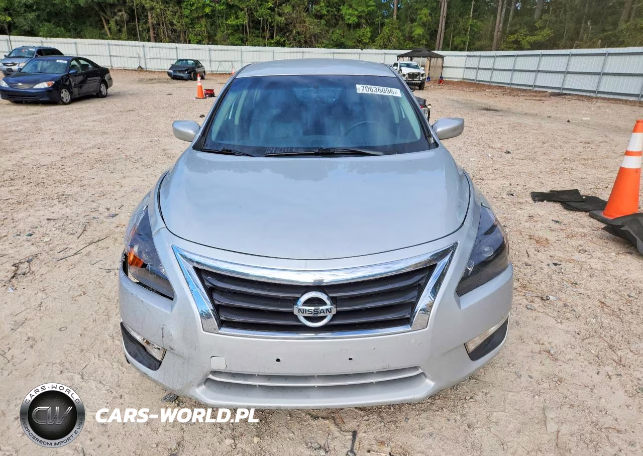 2015 Nissan Altima 2.5 S VIN:1N4AL3AP7FN402107 - 5