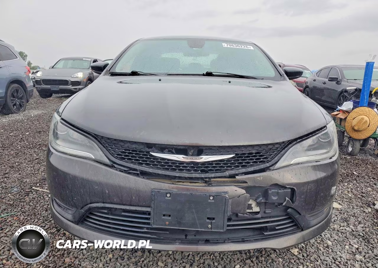 2017 Chrysler 200 Lx VIN:1C3CCCFB9HN500353 - 5