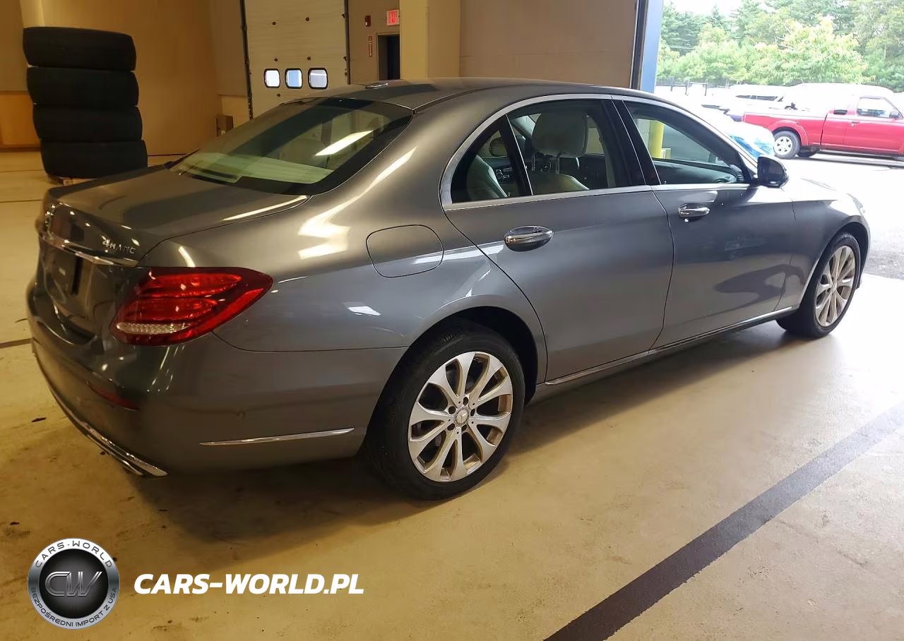2017 Mercedes-Benz E 300 4Matic VIN:WDDZF4KB6HA159628 - 3