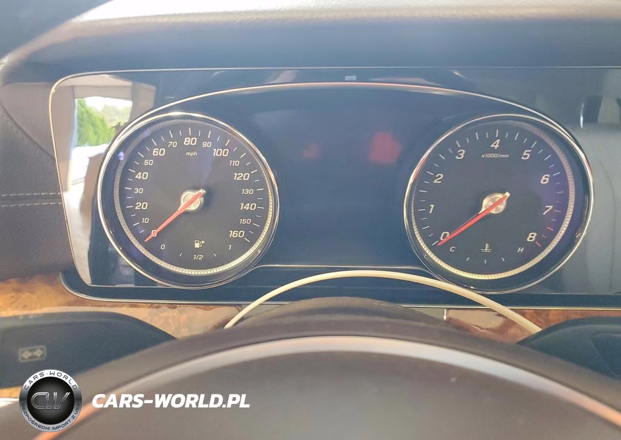 2017 Mercedes-Benz E 300 4Matic VIN:WDDZF4KB6HA159628 - 9