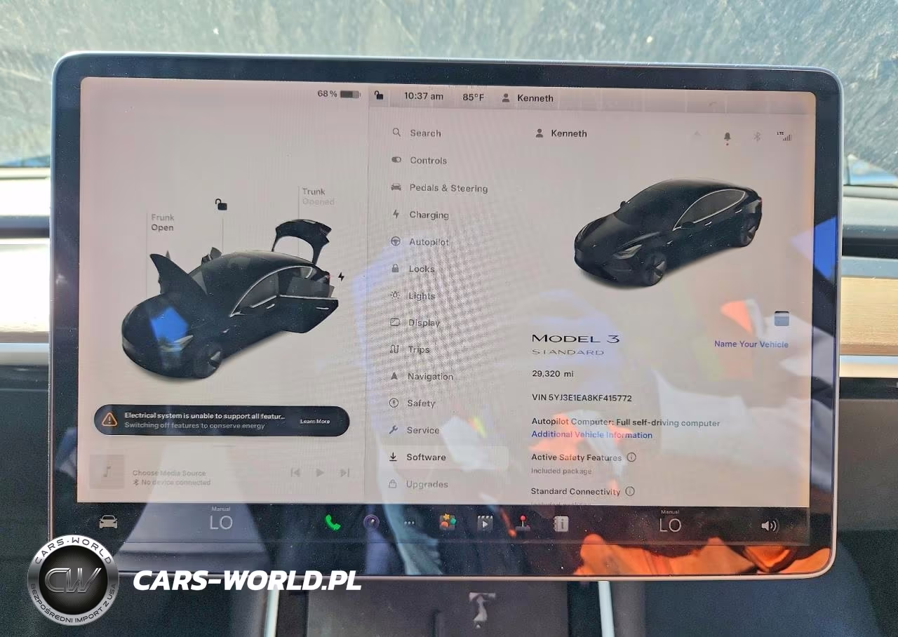 2019 Tesla Model 3 VIN:5YJ3E1EA8KF415772 - 9